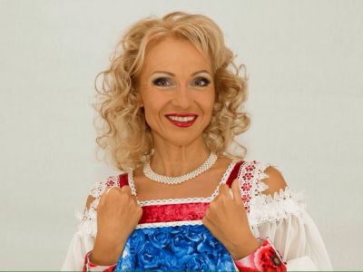 Лена Василек