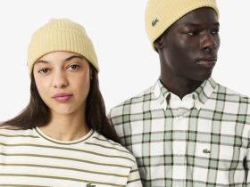 Шерстяная шапка Lacoste унисекс в рубчик