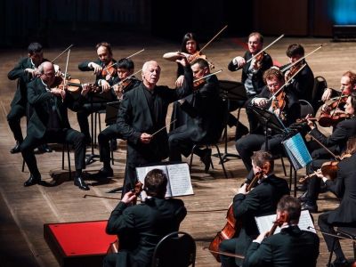 Оркестр «Виртуозы Москвы». Любовь, что движет солнце и светила