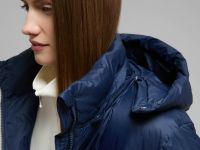 Пуховое пальто со съемным капюшоном