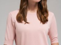 Легкий джемпер прямого кроя с коротким рукавом