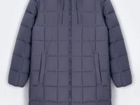 Пуховое пальто с капюшоном