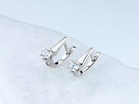 Серьги из белого золота с бриллиантами э0901сг04210204