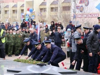 Этот вечный огонь, нам завещанный одним - мы в душе храним
