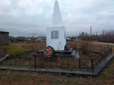 Обелиск воинам, погибшим в годы Великой Отечественной войны (1941-1945 гг.)