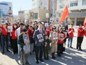Фото. В Якутске акция «Бессмертный полк» собрала более 50 тысяч человек