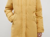 Пуховое пальто с капюшоном