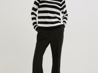 Джемпер в полоску свободного силуэта