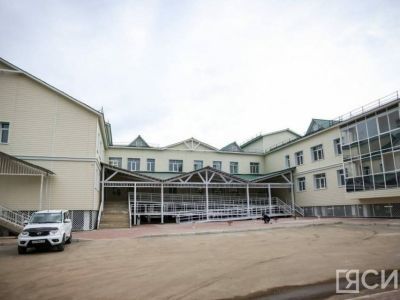 В Намском районе завершается строительство дома-интерната для престарелых и инвалидов