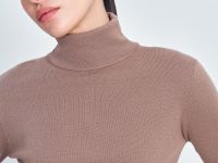 Водолазка приталенного силуэта