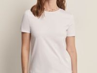 Футболка полуприлегающего силуэта