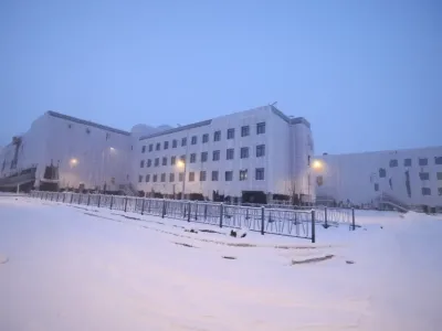 Одну из крупнейших в Якутии школ строят в микрорайоне Звездный