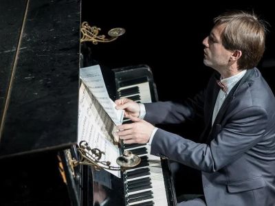 Билеты на Романтические фантазии и Венгерские танцы (Свердловская филармония) / Концерт | Афиша | ИнфоТаймс