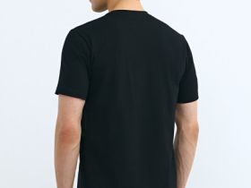 Базовая футболка, Черный
