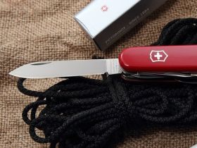 Нож перочинный Victorinox Super Tinker, сталь X55CrMo14, рукоять Cellidor®, красный