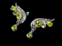 Серьги из серебра с гранатами, хризолитами и цитринами э0681сг01260378
