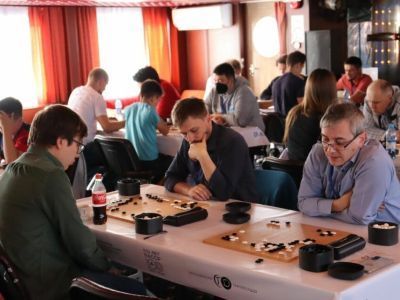 Стартовал первый день соревнований Кубка главы Якутии по игре го