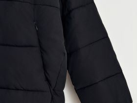 Утепленная куртка свободного силуэта