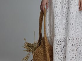 Сарафан из хлопка с вышивкой и воланом, Белый