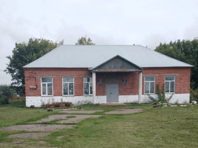 Свердловецкий сельский клуб