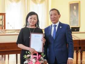 Премии главы Якутии имени Ивана Крафта вручили в Общероссийский день библиотек