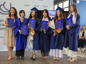 В СВФУ вручили дипломы выпускникам Института зарубежной филологии и регионоведения