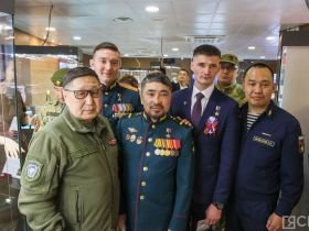 В Якутии открылась выставка «Алмазы героев России»