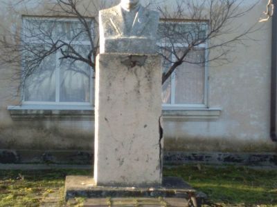 Бюст Н.К. Крупской