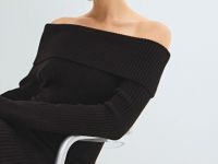 Вязаное платье с открытыми плечами, Черный