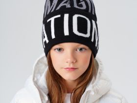 Шапка трикотажная для девочек