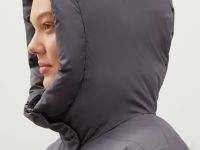 Утепленное пальто с поясом