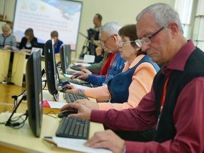 В Якутске предпенсионеры могут выучиться на новые профессии