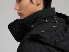 Пуховое полупальто со съемным капюшоном