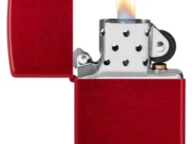 Зажигалка ZIPPO Logo с покрытием Candy Apple Red™, латунь/сталь, красная, глянцевая, 38x13x57 мм