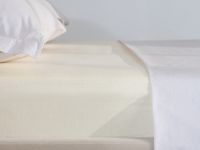 Простыня на резинке Масло