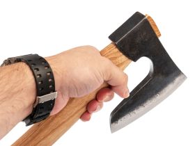Топор Аника Тур, сталь ШХ15, рукоять ясень