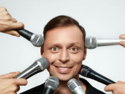 Виктор Комаров