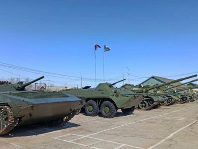 В центр патриотического воспитания в Якутии доставлено 28 единиц военной техники