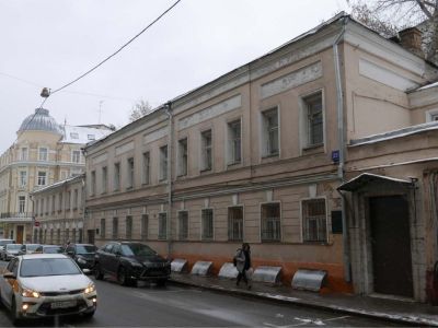 Дом причта церкви Николы в Гнездниках