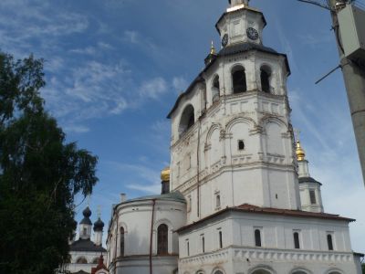 Собор Успения  с церковью Благовещения