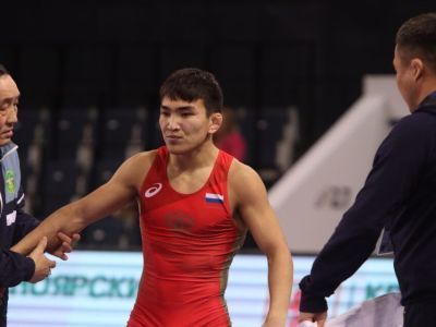 Лев Павлов прошёл в финал Кубка Ивана Ярыгина по вольной борьбе в Красноярске