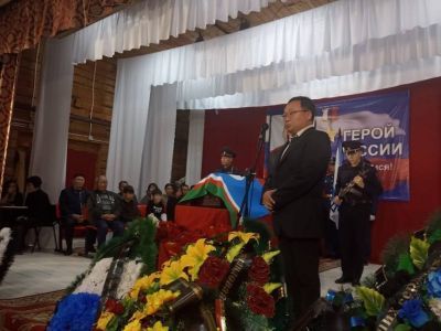 В Сунтарском районе похоронили Героя России Дмитрия Егорова