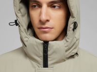 Утепленная парка с капюшоном