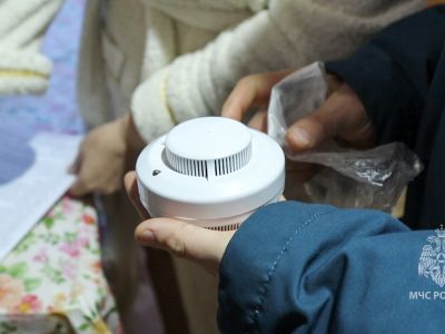 Более 9 тысяч пожарных извещателей установили в Якутии в ходе социальной акции