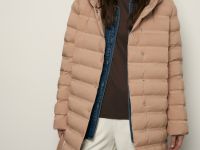 Утепленное пальто с капюшоном