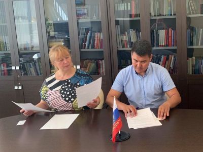СВФУ и НВК «Саха» подписали соглашение о сотрудничестве с журфаком МГУ