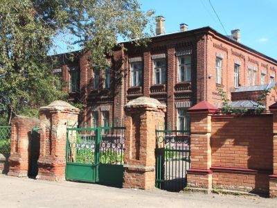 Ограда с воротами