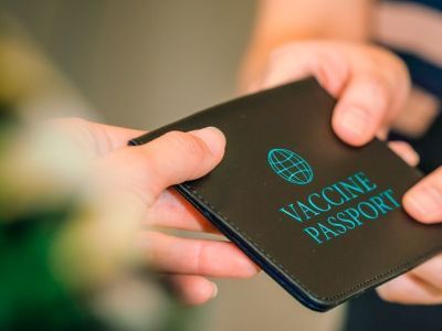 Путешествия по Евросоюзу не должны зависеть от ковид-паспортов, считают в Бельгии