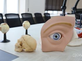 Учебную лабораторию с передовым оборудованием открыли в глазной больнице Якутии