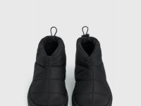 Сапоги-дутики, Черный